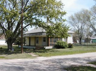 208 Pine St, Lebanon, KS 66952