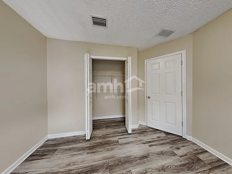 2793 Crumplehorn Ln — Photo 19