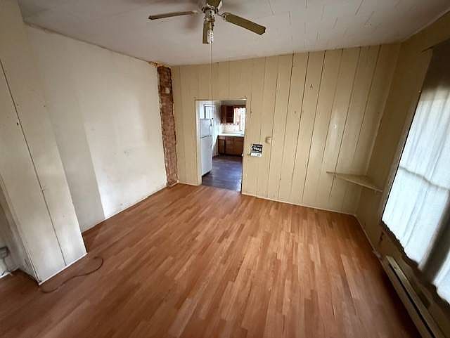 2nd image of 1415 E 6th St