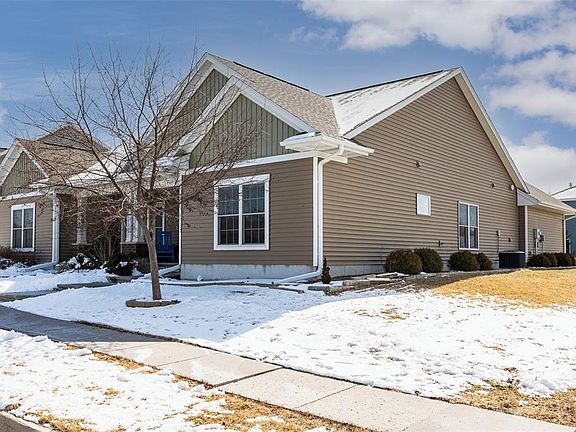 3rd image of 2955 Sterling Dr