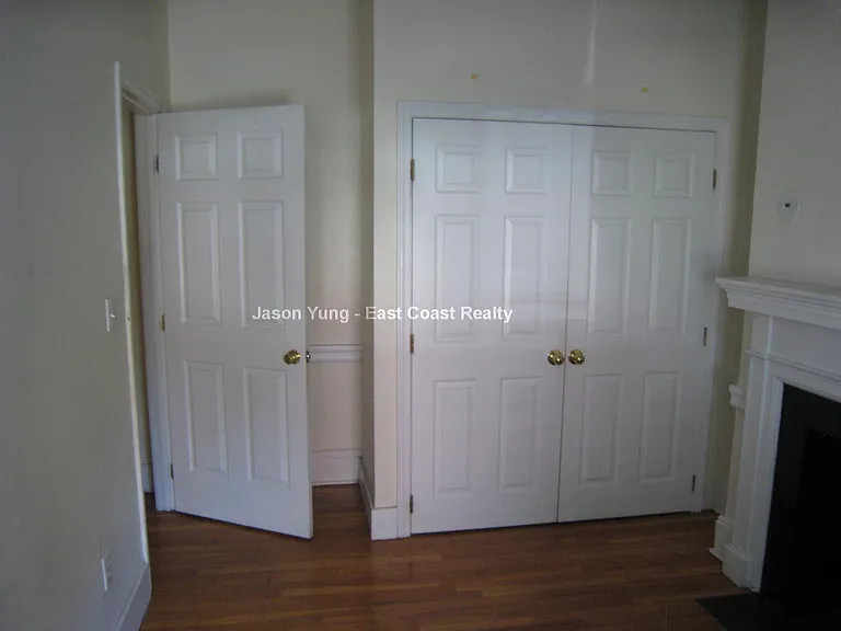 54 Egmont St #1 — Photo 21