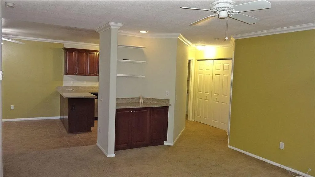2 bed, 1200 sqft, $2,850 — Photo 3