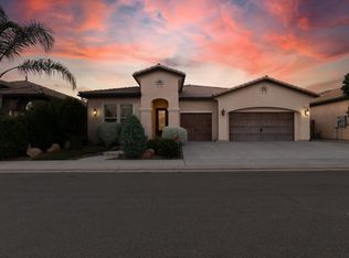 6638 W Kadota Ave, Fresno, CA 93723
