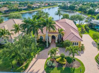 7873 Classics Dr, Naples, FL 34113