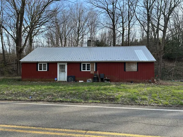 7072 Findley Lake Rd, North East, PA 16428