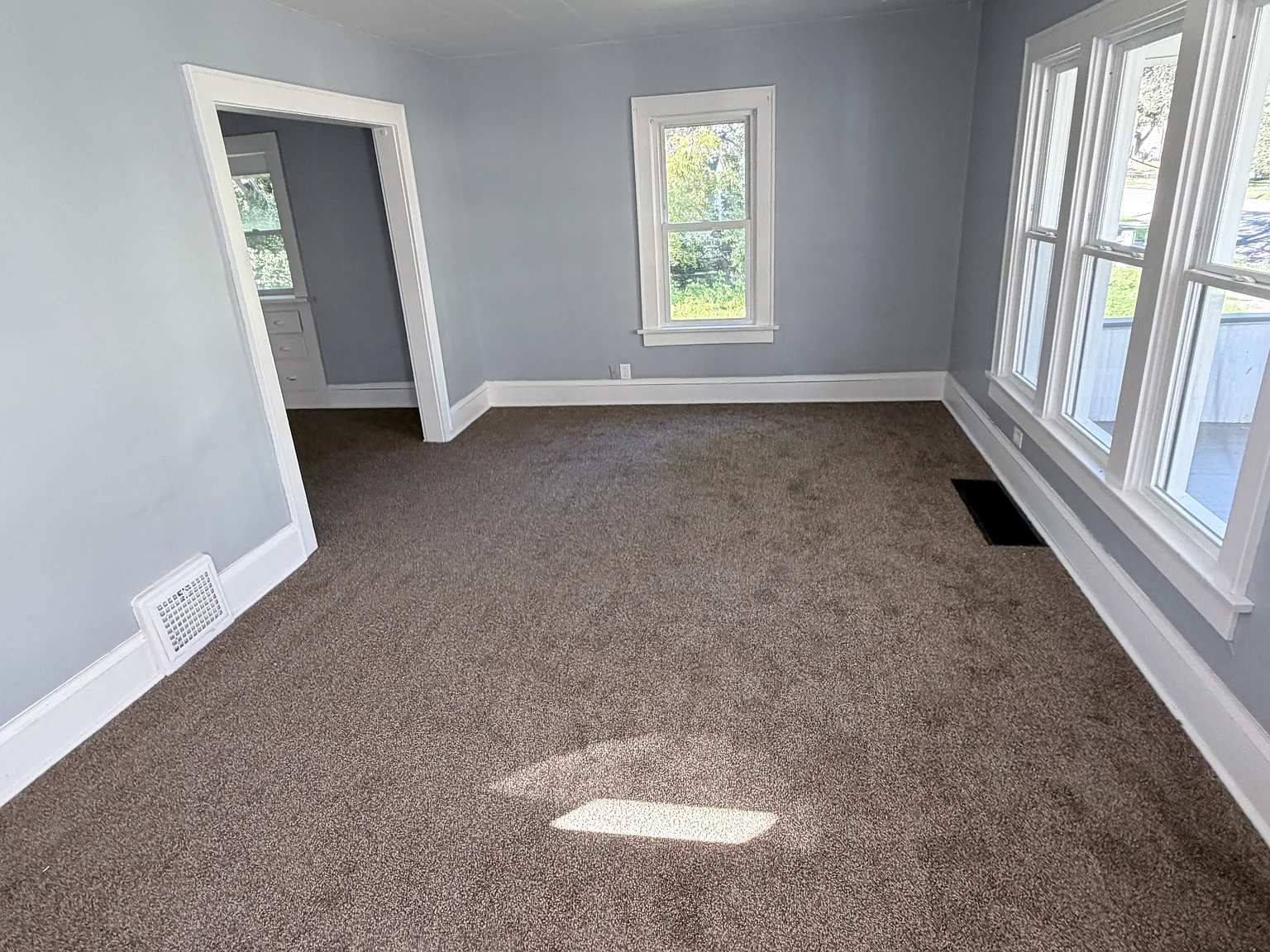 5 bed, 1568 sqft, $1,295 — Photo 3