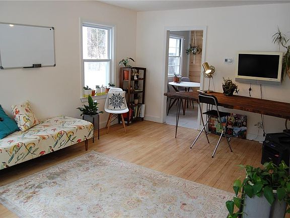 5th image of 28 Glenn St