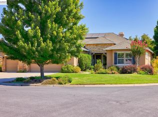 8 Rock Ridge Ct, Copperopolis, CA 95228