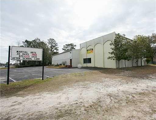 3rd image of 2550 Bienville Blvd