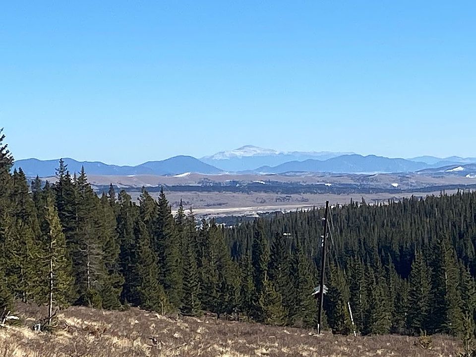 Pikes peak from the field