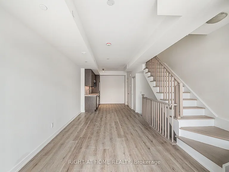 260 Finch Ave E #4 — Photo 12