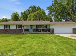 48132 Pheasant St, Chesterfield, MI 48047