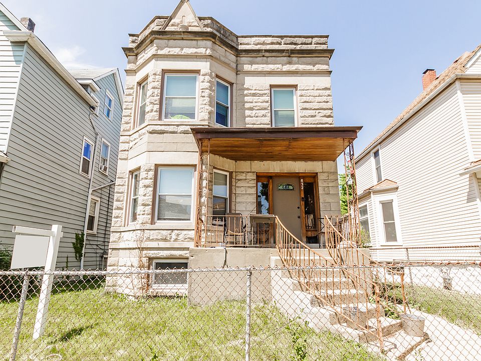 1st image of 832 N Waller Ave