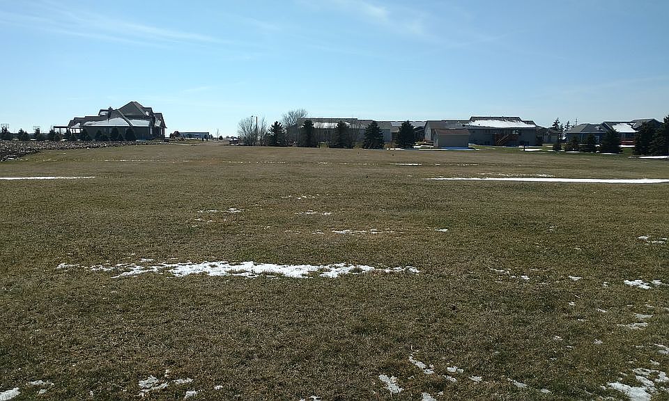 1st image of 410 N East Ave