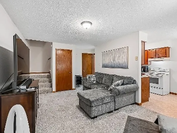 88 Main Ave #B, Atkins, IA 52206