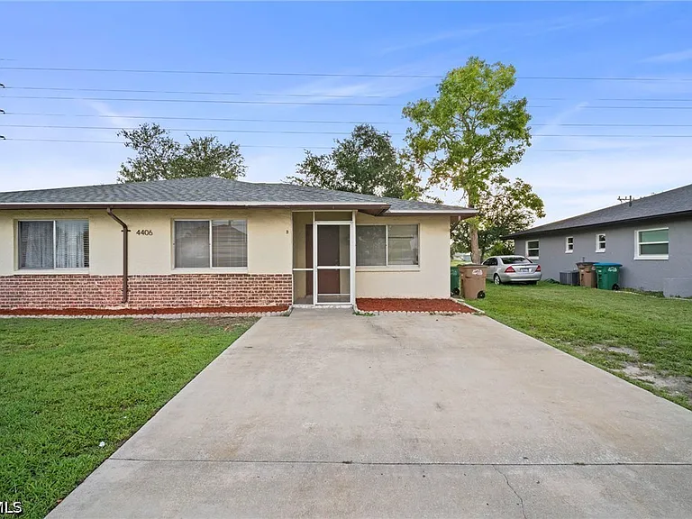 4406 Santa Barbara Blvd #B — Photo 1