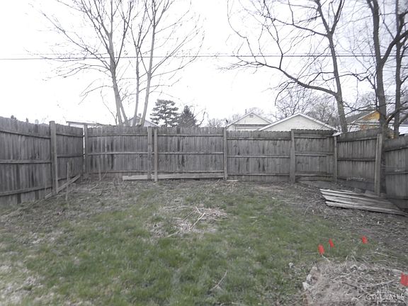 5th image of 1760 Parrish Ave
