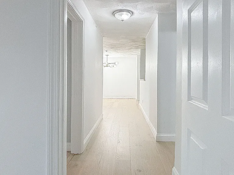 65 Centre St #12 — Photo 9