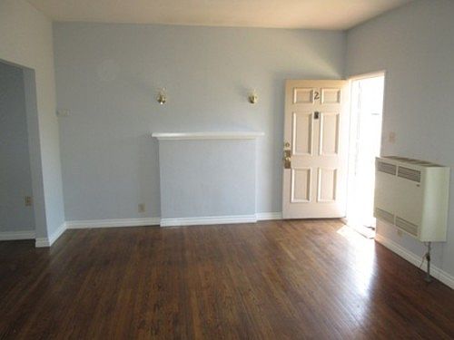 2nd image of 2010 Pine Ave APT 2
