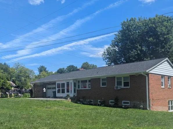 2645 Sunset Ln, Finksburg, MD 21048
