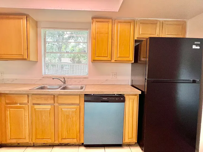 319 Autumn Dr — Photo 10