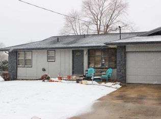 1920 E Greenview St, Springfield, MO 65803