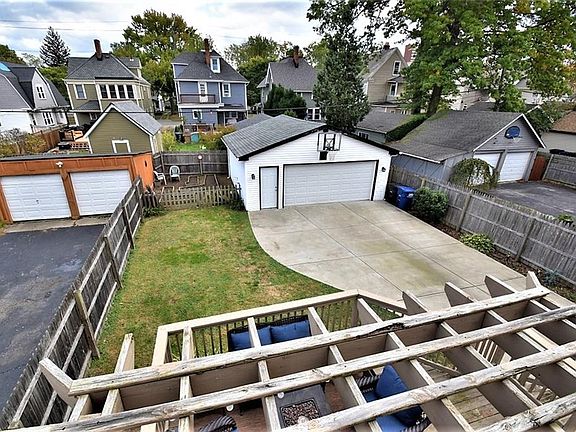 5th image of 1297 Saint Charles Ave