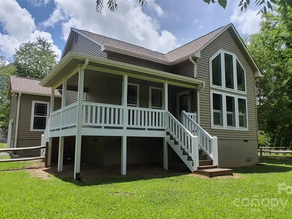 283 Bugle Boy Dr, Cullowhee, NC 28723