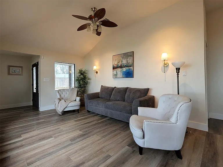 12915 Blueberry Hl — Photo 10