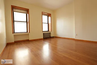 Rented by Metropolitan Property Group