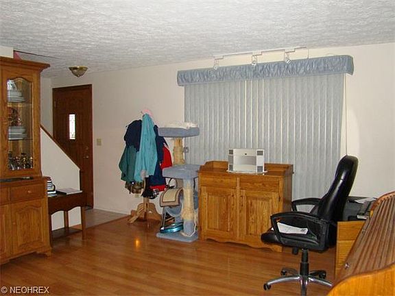 3rd image of 5762 Marine Pkwy