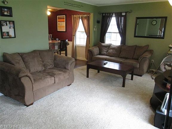 4th image of 237 Birchwood Ave