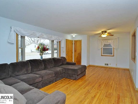 2nd image of 931 N 57th St