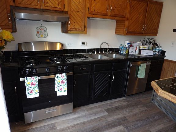 2nd image of 21785 Golden Dr