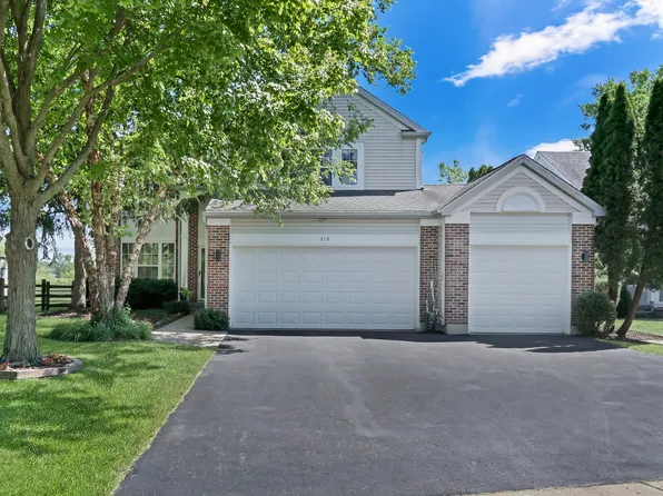 319 Deer Lake Dr, Hainesville, IL 60030
