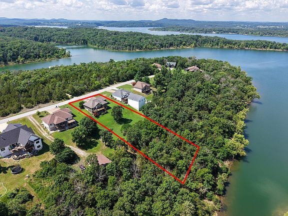 4th image of 465 Uniqueville Lane
