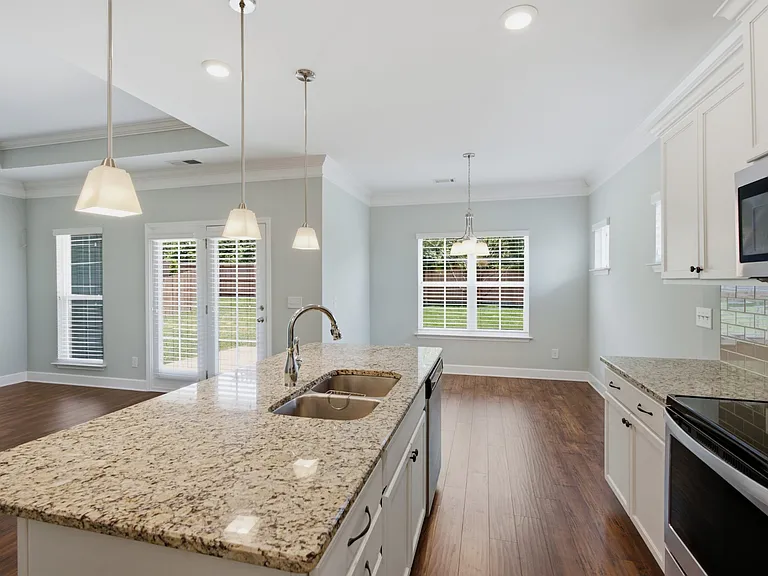 1313 Duns Ln — Photo 11