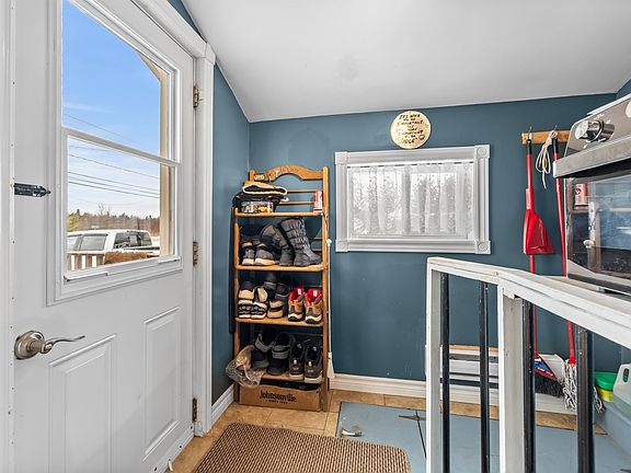 5th image of 3684 Union Rd