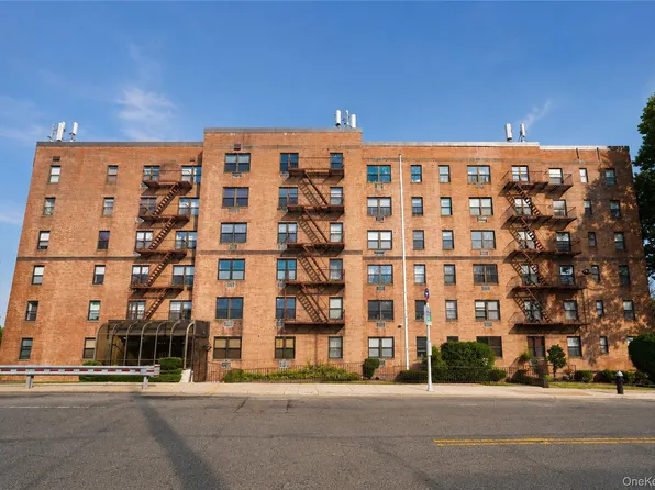 1160 Richmond Road #2F, Staten Island, NY 10304