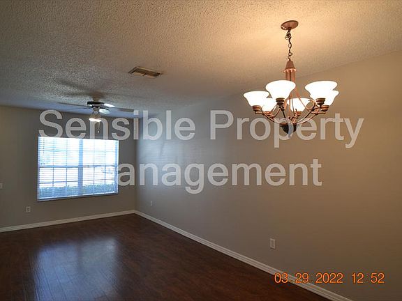 4th image of 12413 Berkeley Square Dr