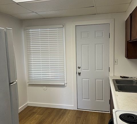 5th image of 616 B Ave #D