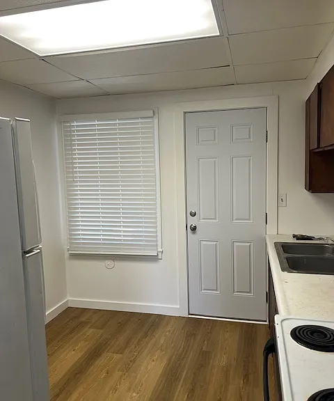 616 B Ave #D — Photo 5