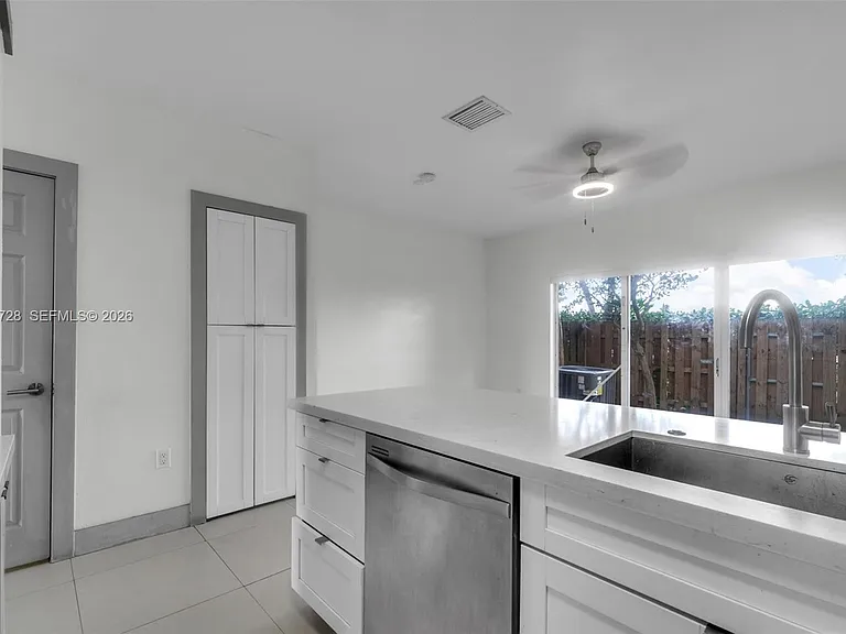 1720 NE 33rd Ave #1045 — Photo 13
