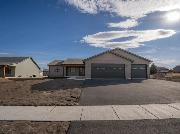 542 Heritage Dr, Stillman Valley, IL 61084