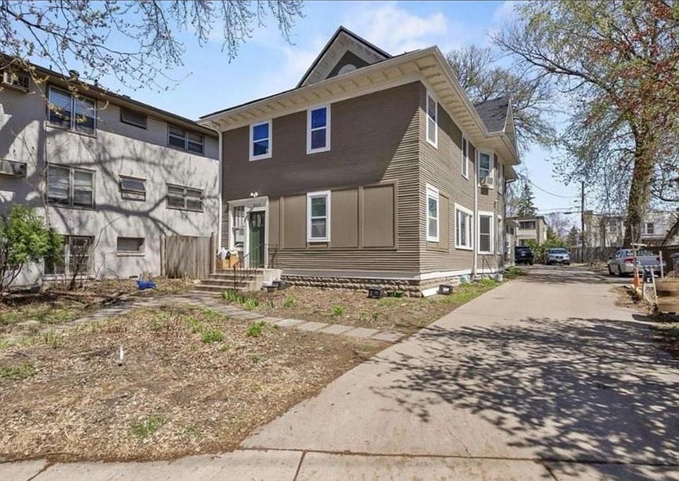 1st image of 3213 Minnehaha Ave