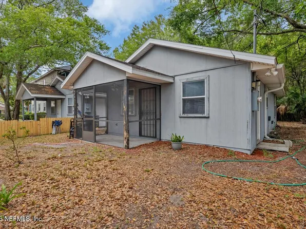 850 Spearing St, Jacksonville, FL 32206