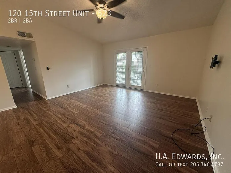 120 15th St E #523 — Photo 7