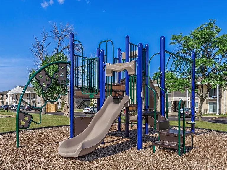 Park Colony — Photo 17