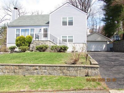 156 Candlewood Dr, Yonkers, NY, 10710