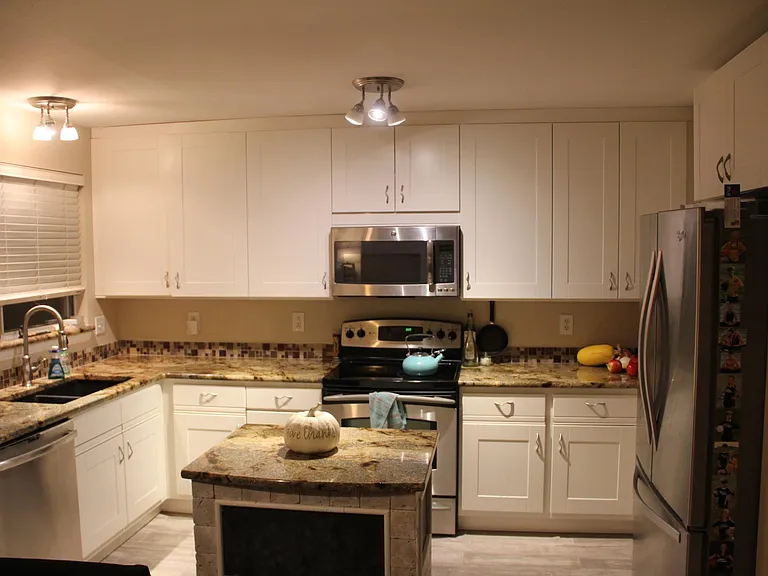1345 Stoneham St — Photo 3